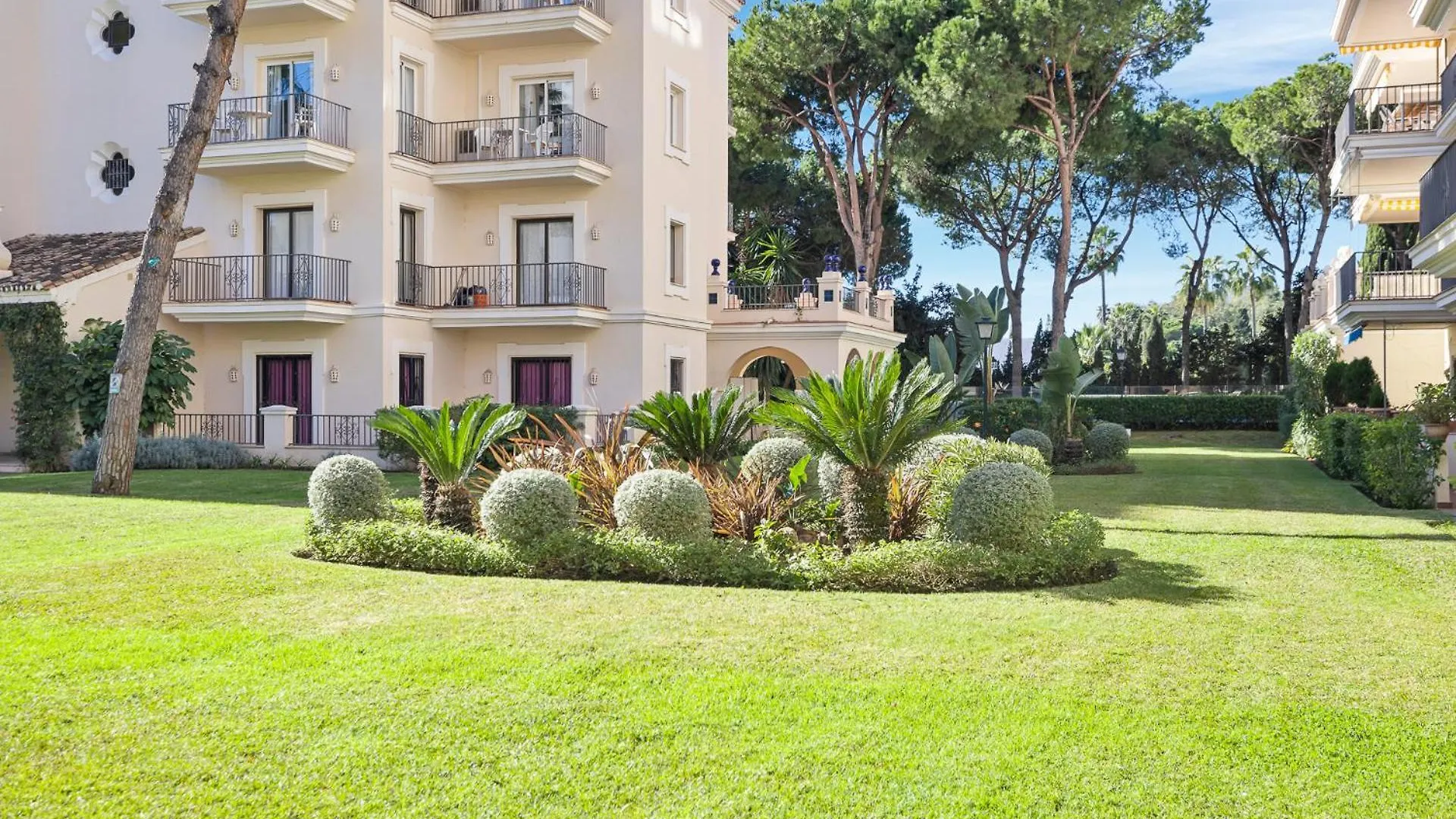 Atico En Puerto Banus Frente Al Mar Apartment Marbella