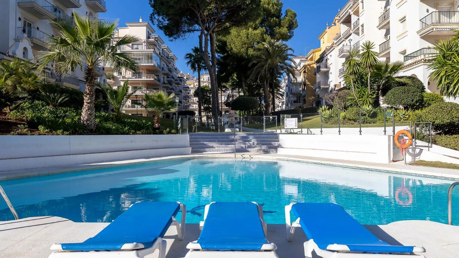 Atico En Puerto Banus Frente Al Mar Apartment Marbella