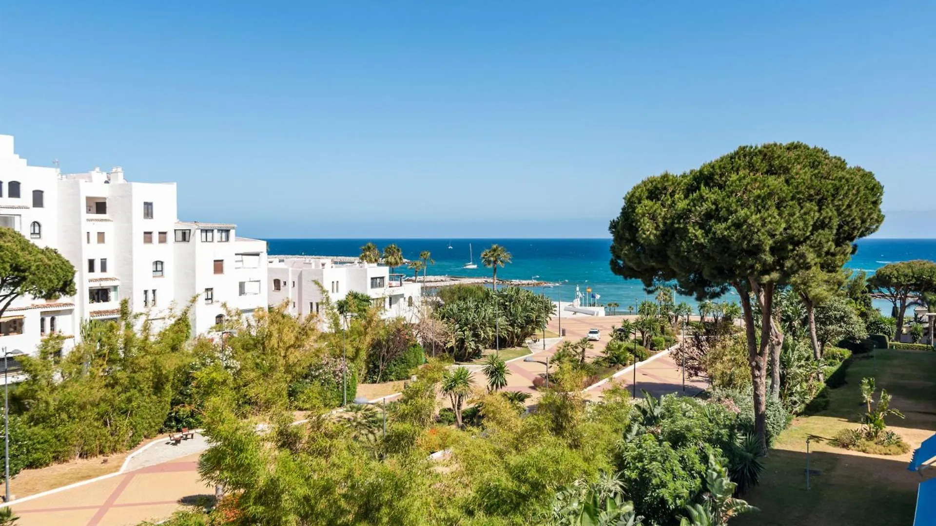 Atico En Puerto Banus Frente Al Mar Apartment Marbella