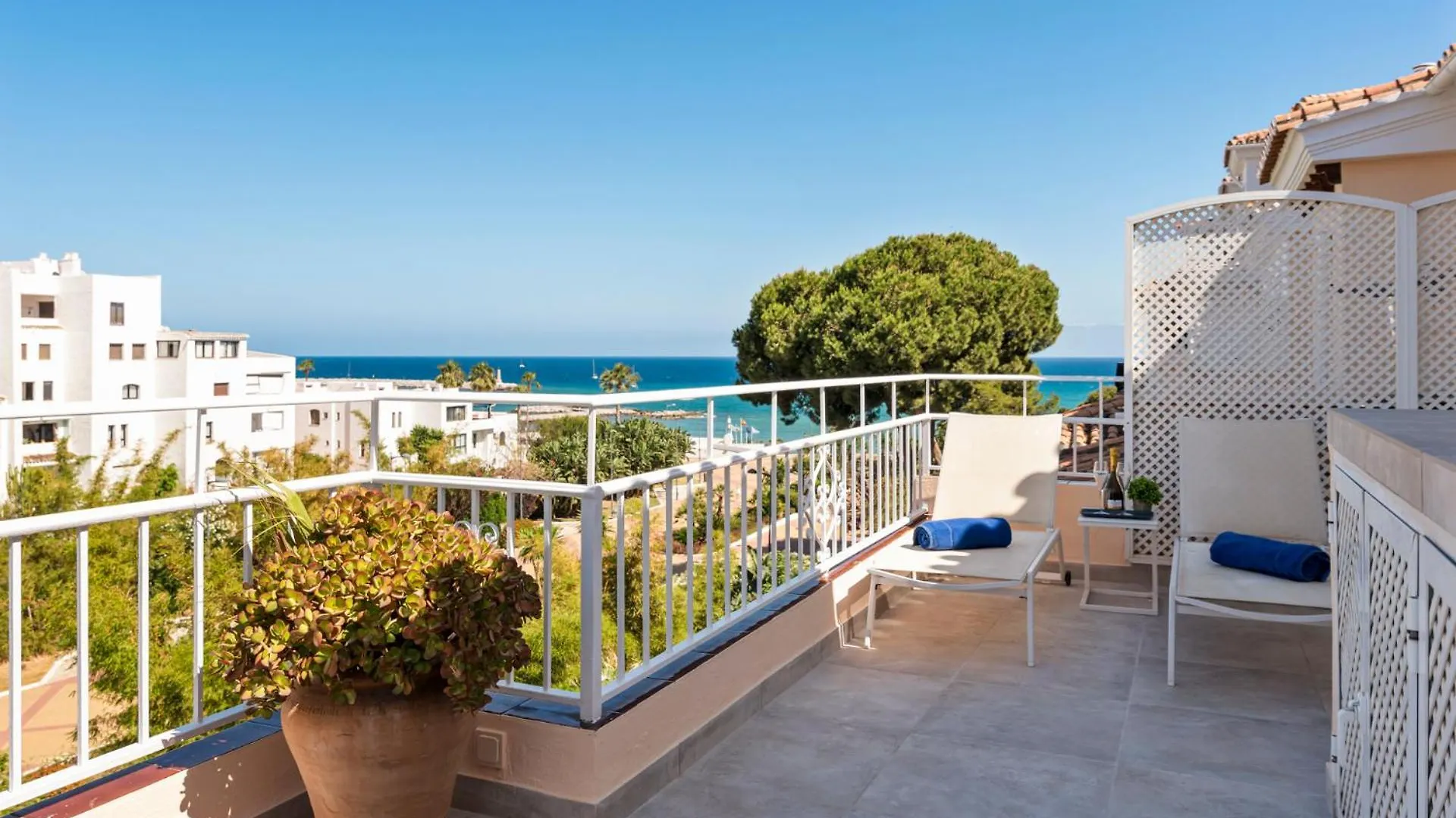Atico En Puerto Banus Frente Al Mar Apartment Marbella 0*,  Spain