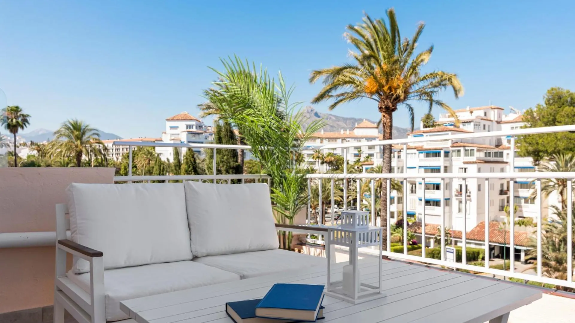 Atico En Puerto Banus Frente Al Mar Apartment Marbella