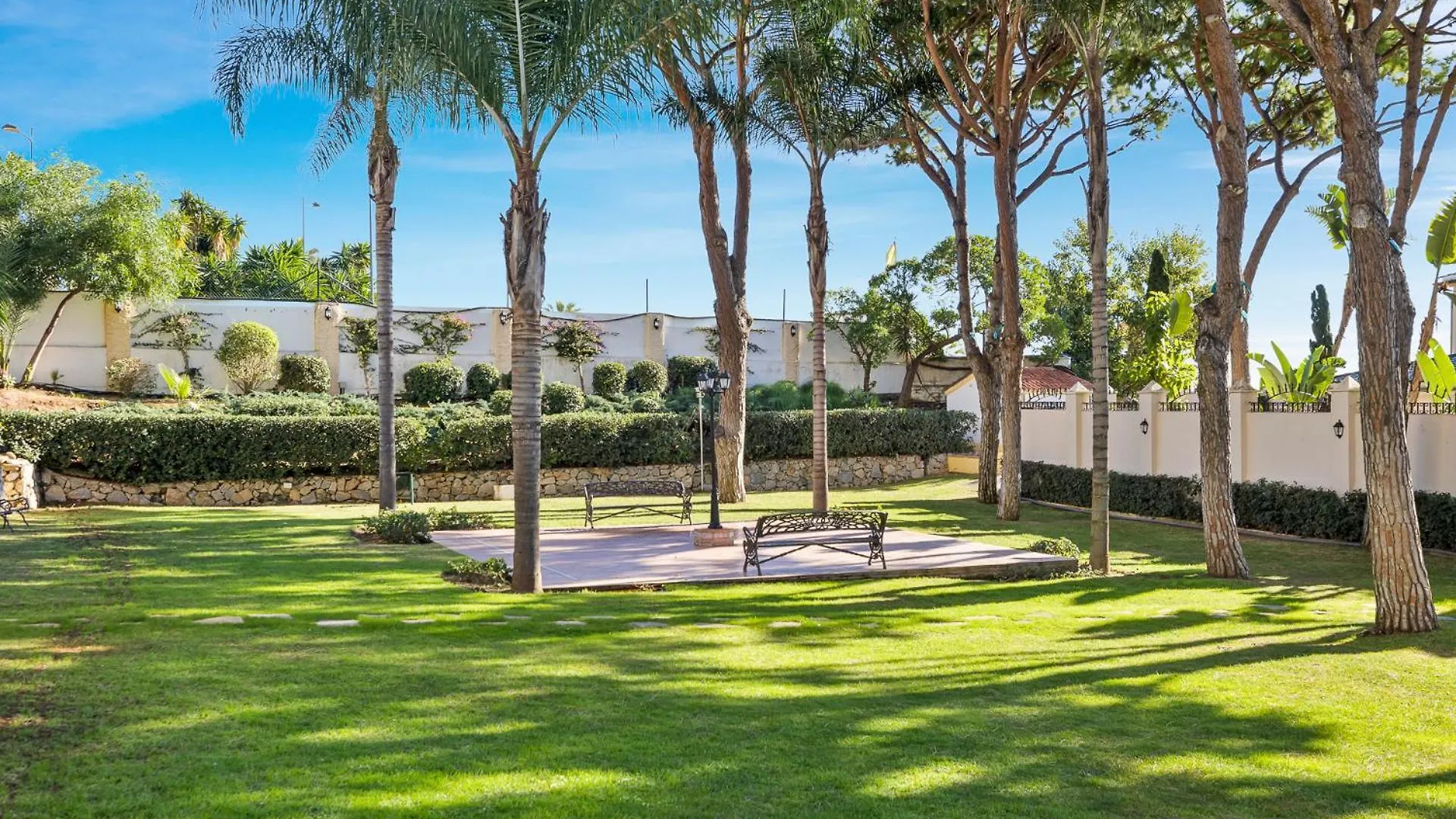 Appartamento Atico En Puerto Banus Frente Al Mar Marbella