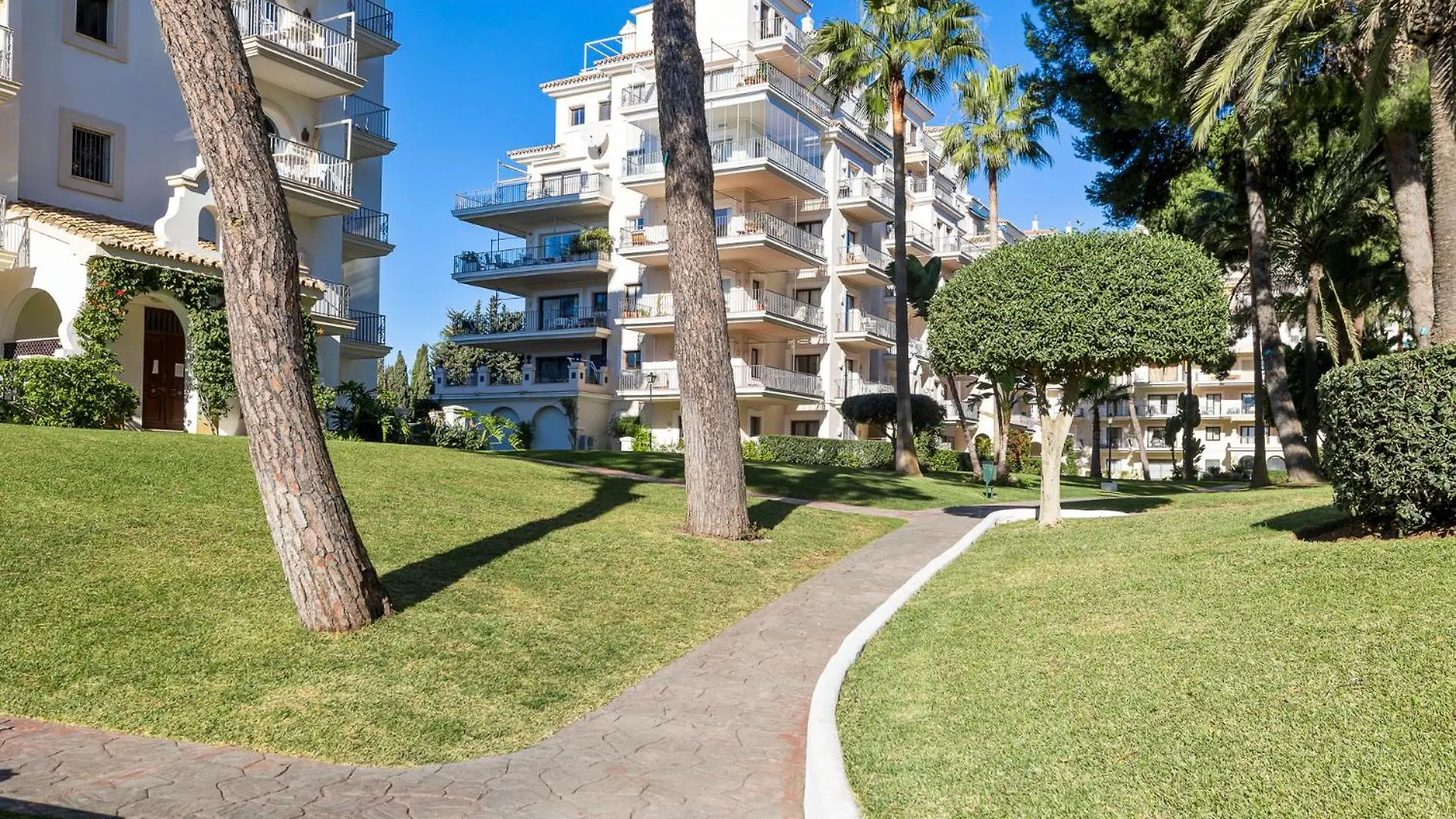 Appartamento Atico En Puerto Banus Frente Al Mar Marbella